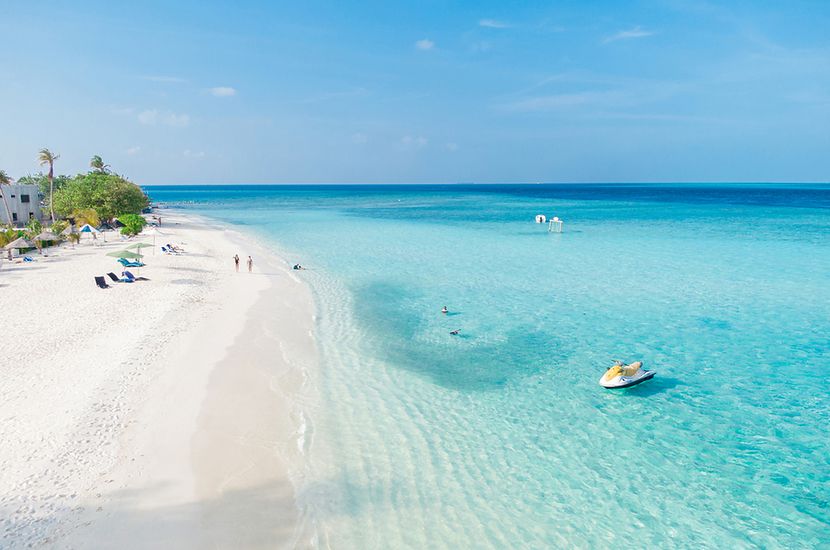Ahh... te Malediwy skąpane w błękicie 🌊☀️ Już od 5 343 zł ze śniadaniami