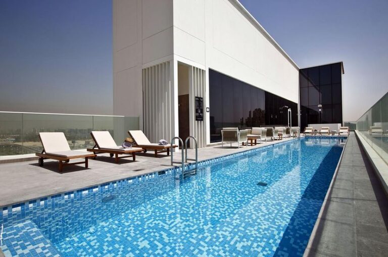 Luksusowy Dubaj i hotel z basenem na dachu! 🌴🏖️ Od 3 498 zł/os.