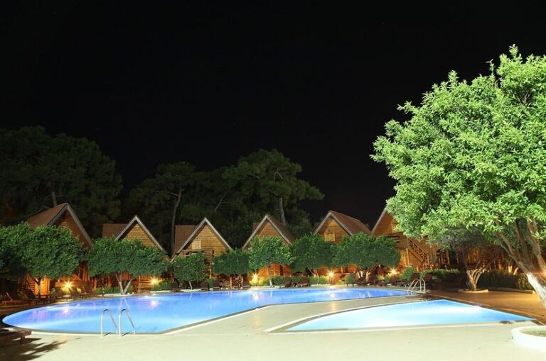 Oryginalny mini hotel w Turcji dla niewymagających 🌴 We wrześniu od 1 955 zł