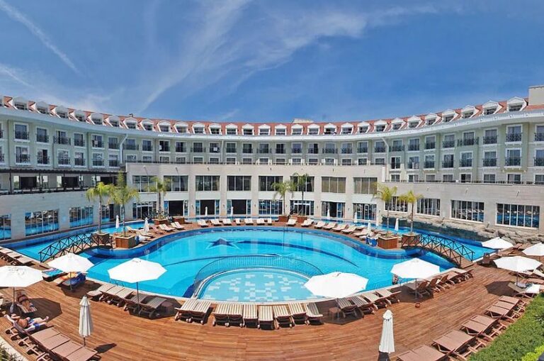Tureckie 5 ⭐ gwiazdek z All Inclusive. Same dobre oceny! 👍 Od 2 229 zł
