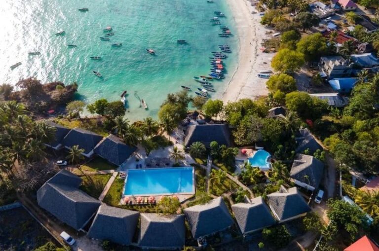 Zanzibar w kwietniu od 3 957 zł za osobę 🐬☀️ Dobry hotel (8.4/10)