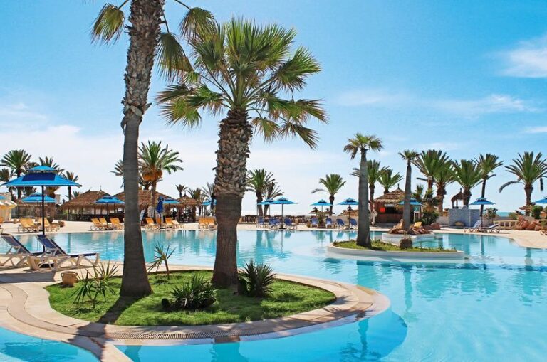 Tunezyjska oferta do ⭐⭐⭐⭐ hotelu z oceną 8.4/10. Z All Incl. od 2 029 zł/os.