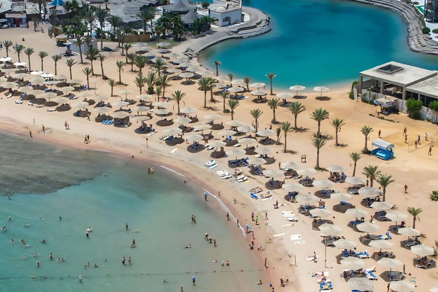 Hurghada z dużym Aquaparkiem. Na laścika, w cenie od 1 533 zł/os. z All Incl.