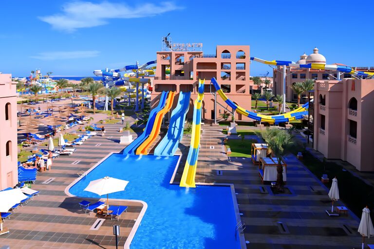 Wspaniały hotel z dużą ilością rozrywki. Egipski Albatros Aqua Park od 1 490 zł/os.